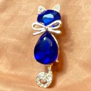 Gold Tone Kitty Cat Lg Blue RS Gold Bow RS On Tail Brooch Pin # #206089636911